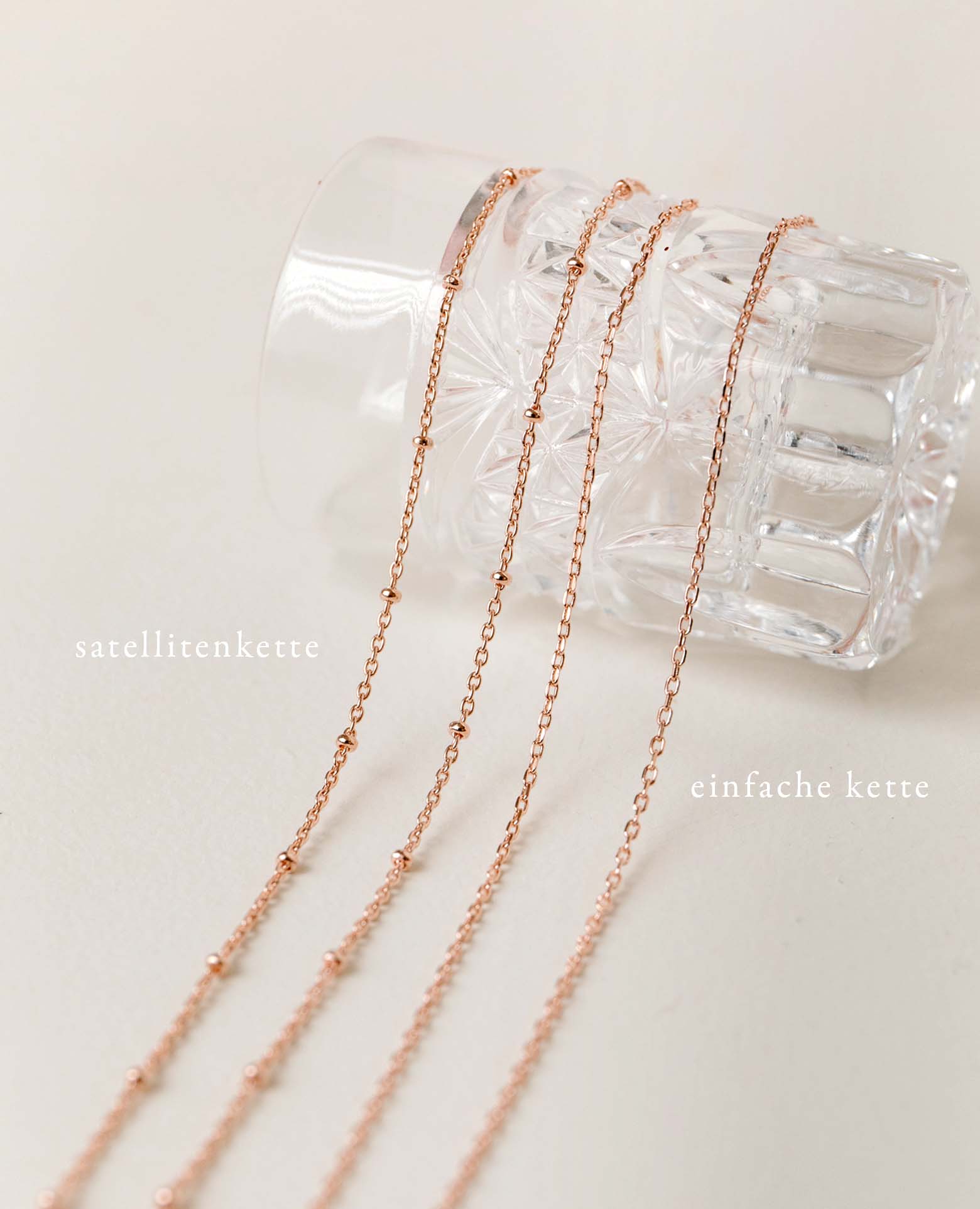 Collier médaille bombée prénom Or rose