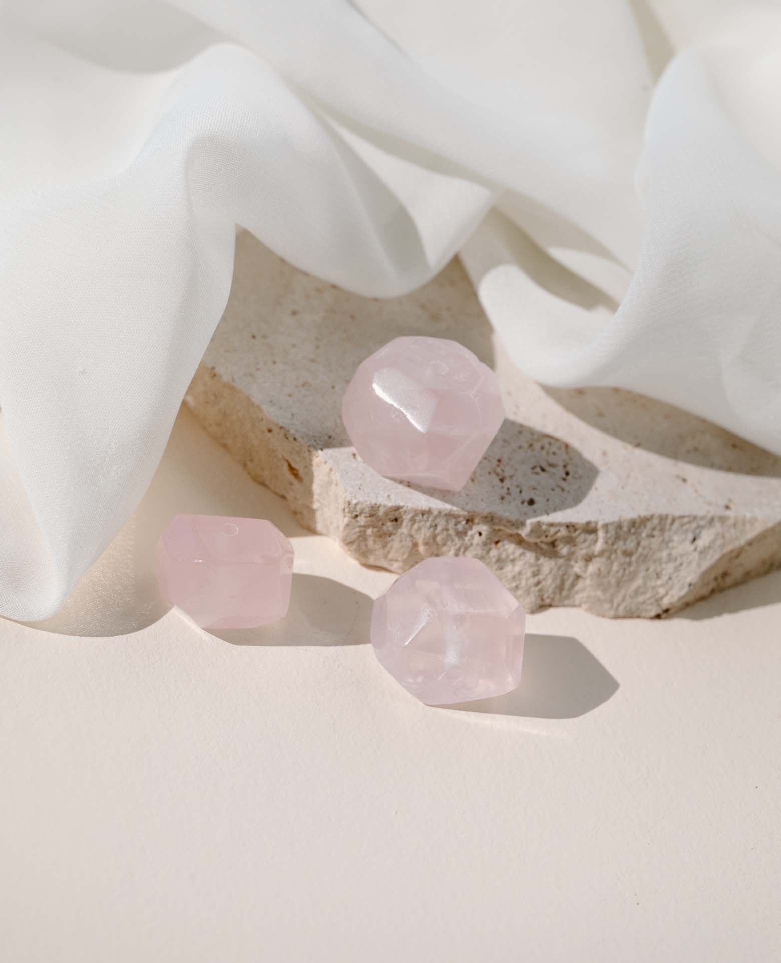 Bola de grossesse Pia plaqué argent quartz rose