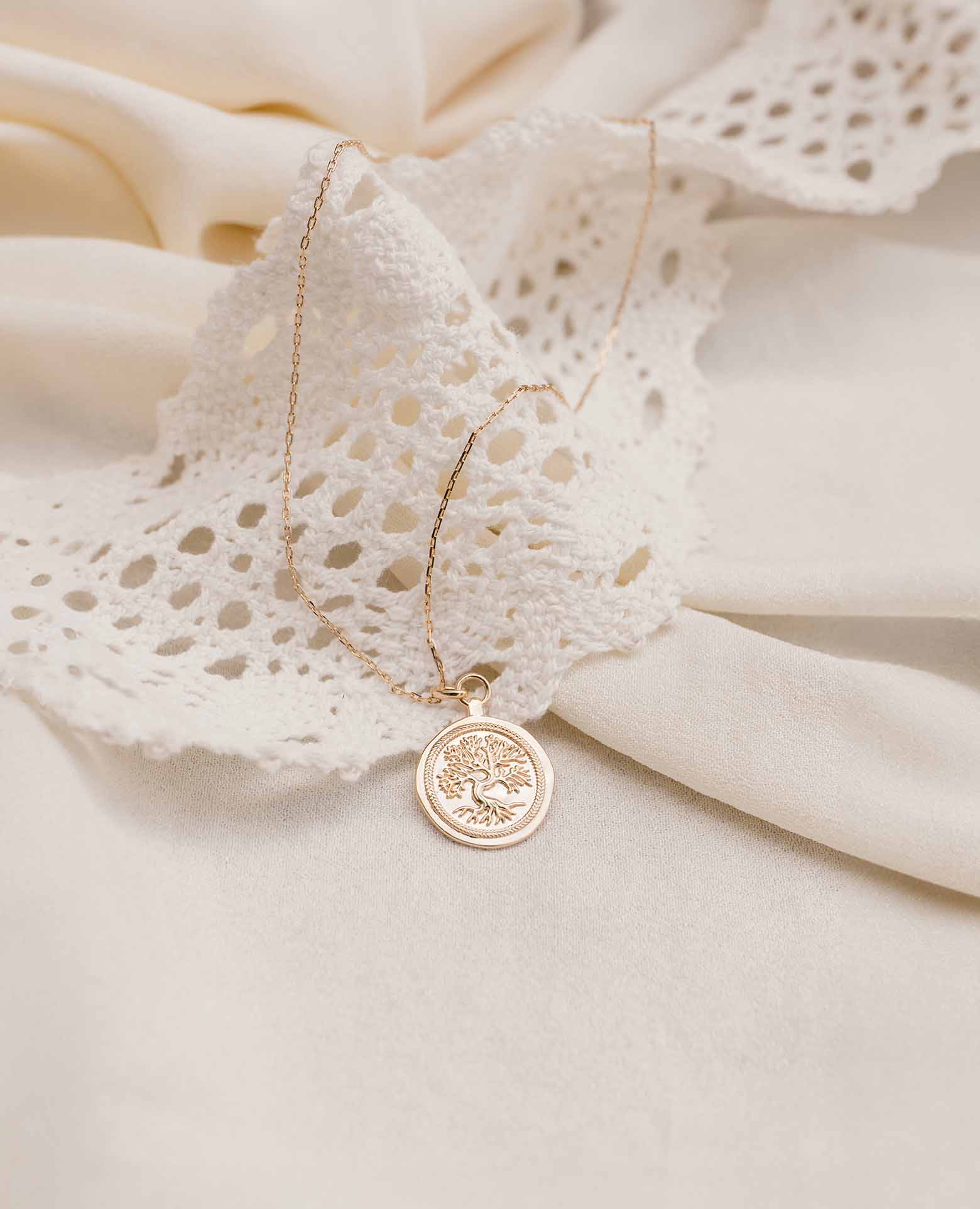 Médaille baptême arbre de vie relief